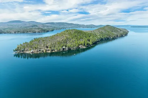 630 Rattlesnake Island Alton NH 03810