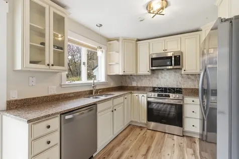 21 Fells Way Laconia NH 03246