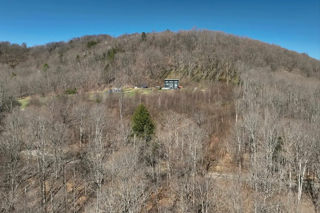 167 Ward Hill Road Tunbridge VT 05077