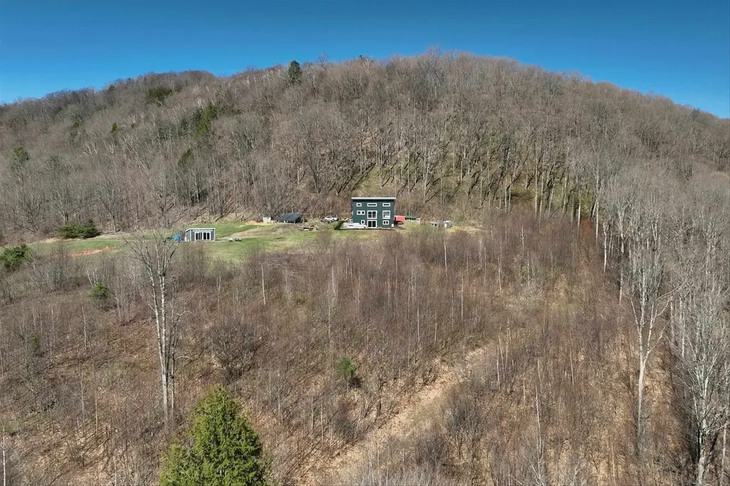 167 Ward Hill Road Tunbridge VT 05077