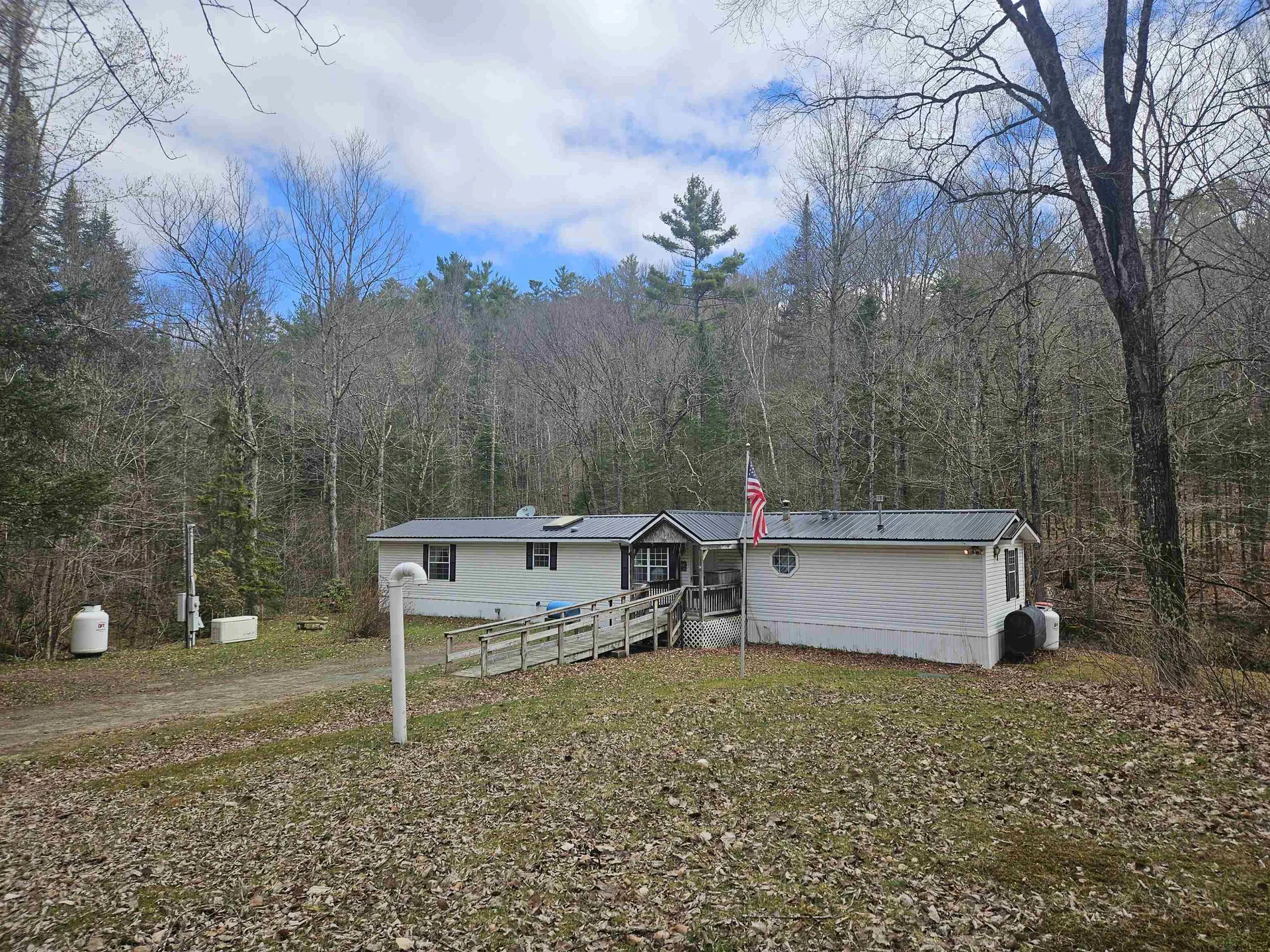 413 Pettyboro Road Lyman NH 03585