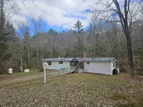 413 Pettyboro Road Lyman NH 03585