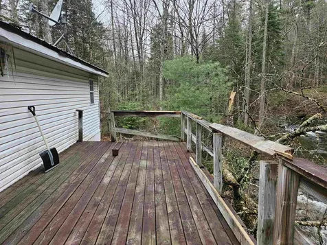 413 Pettyboro Road Lyman NH 03585