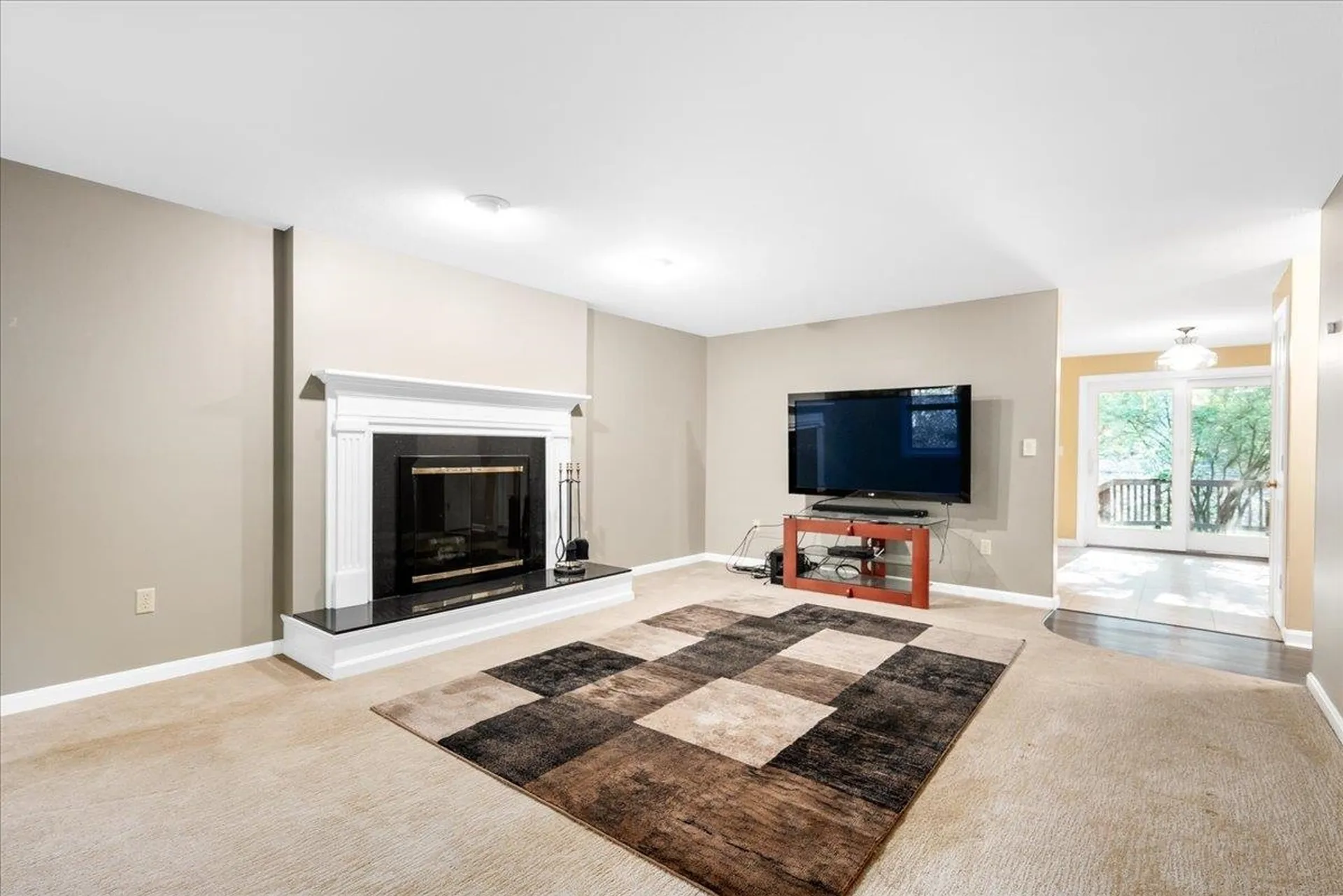 129 Cambridge Road Bedford NH 03110