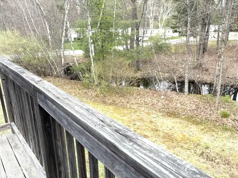 15 Agent Road Raymond NH 03077