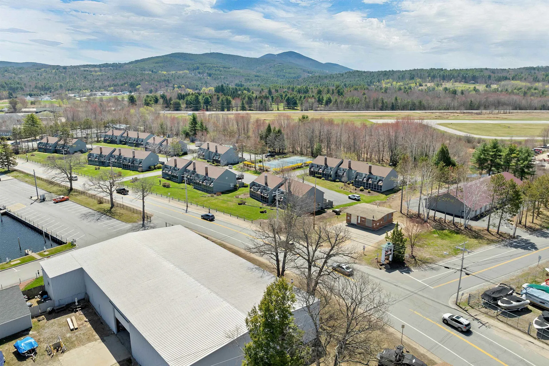 60 Weirs Road Gilford NH 03249