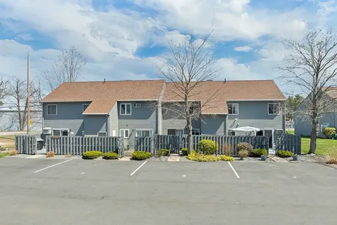 60 Weirs Road Gilford NH 03249