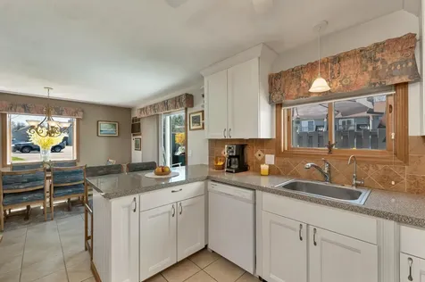 60 Weirs Road Gilford NH 03249