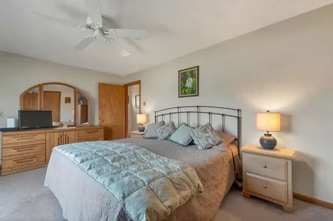 60 Weirs Road Gilford NH 03249