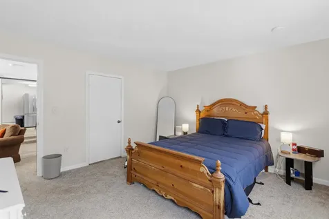 13 Clinton Street Concord NH 03301