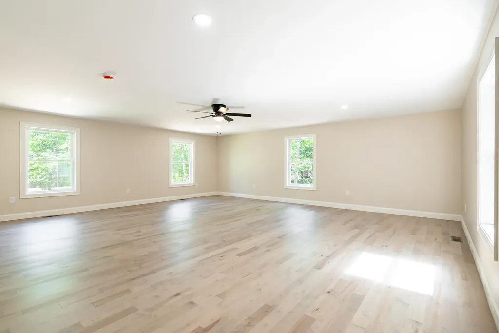 152 Brewster Road Barrington NH 03825