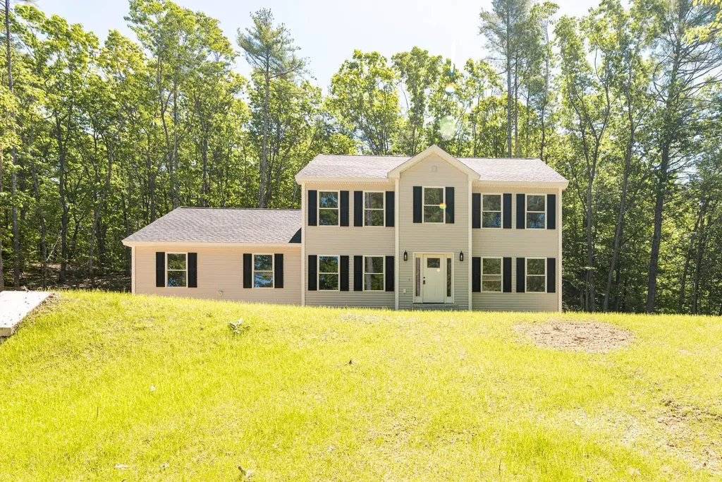 152 Brewster Road Barrington NH 03825