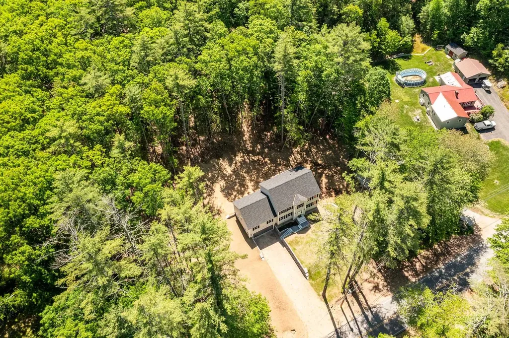 152 Brewster Road Barrington NH 03825