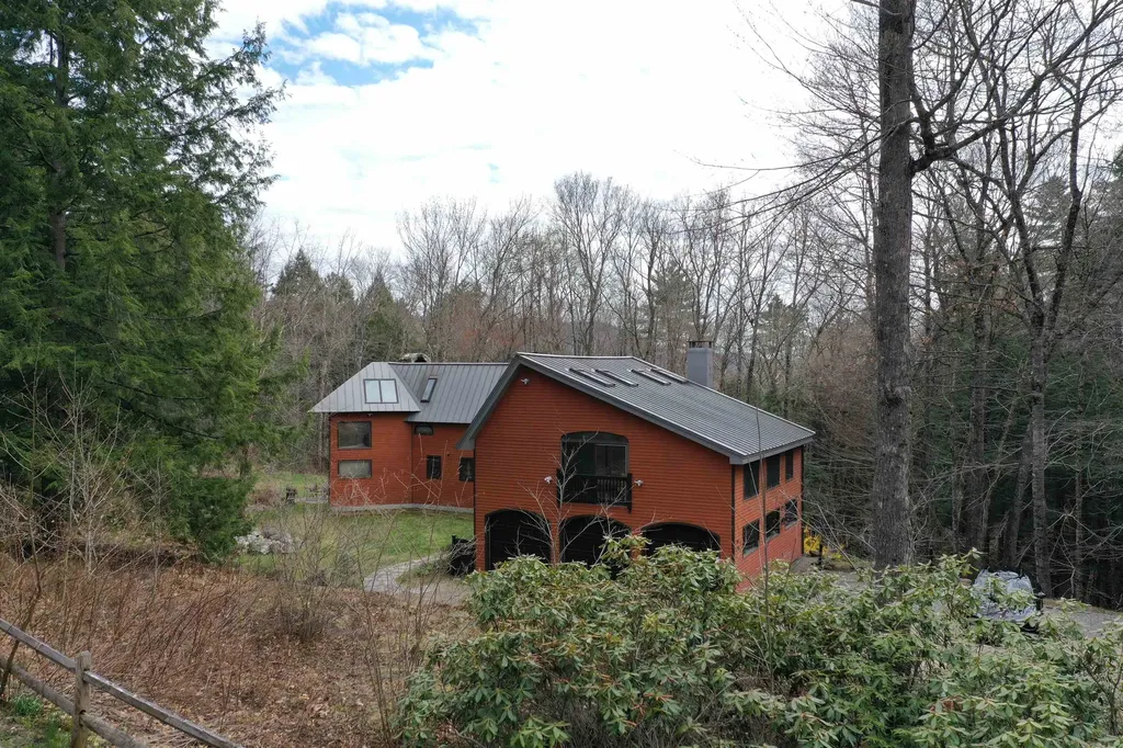 18 Treeline Road Thornton NH 03285