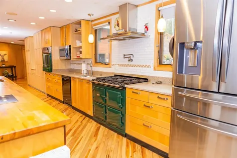 18 Treeline Road Thornton NH 03285
