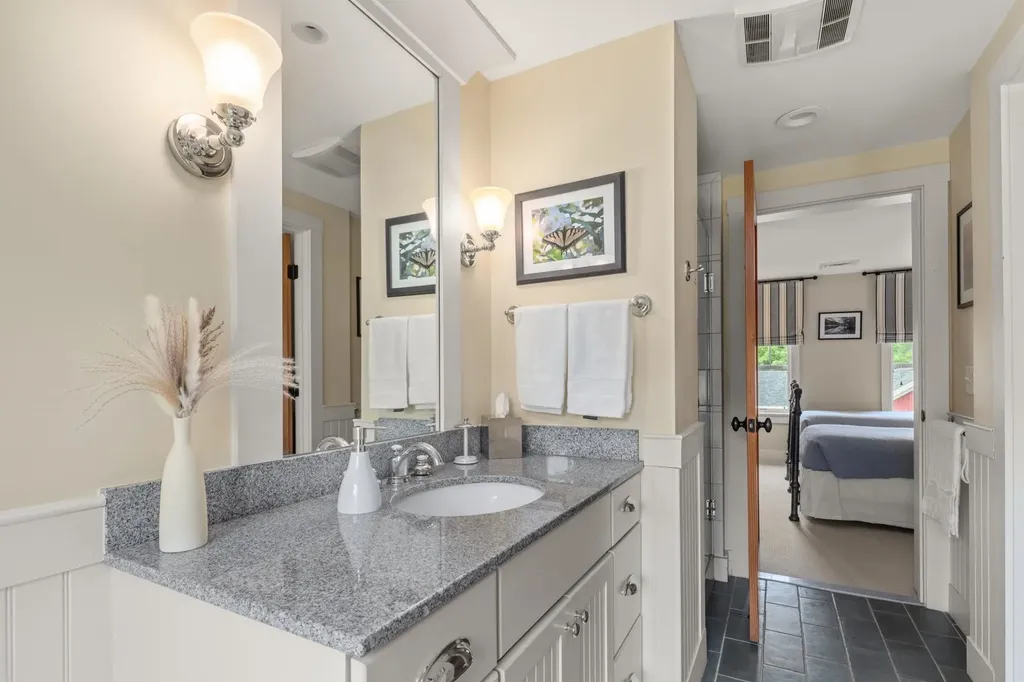 265 Landmark Lane Stowe VT 05672