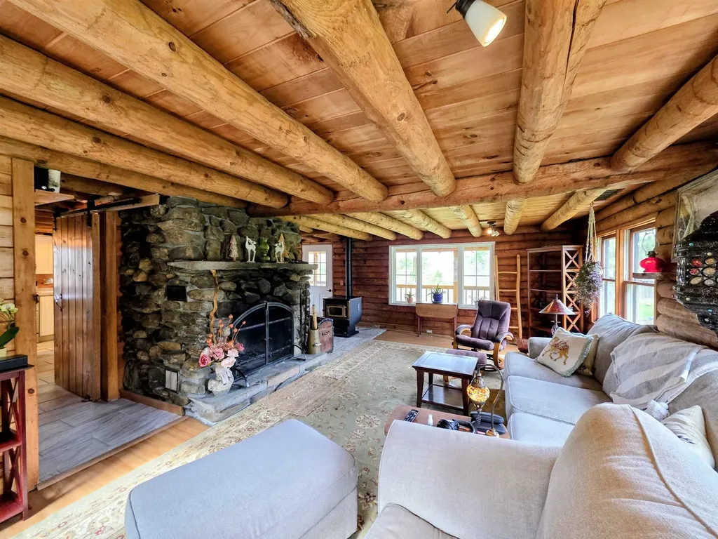 440 Stapelfeld Drive Ryegate VT 05081