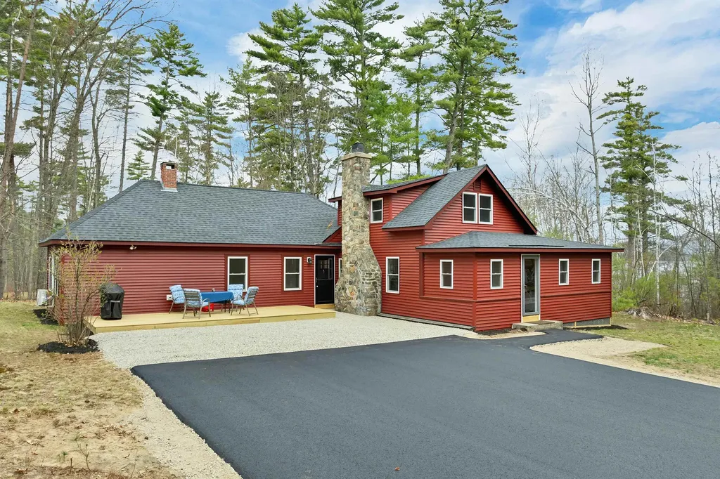 40 Emery Lane Wakefield NH 03830