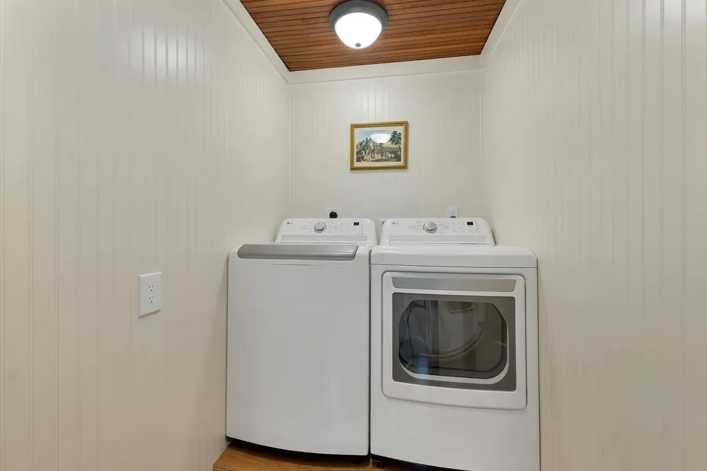 40 Emery Lane Wakefield NH 03830