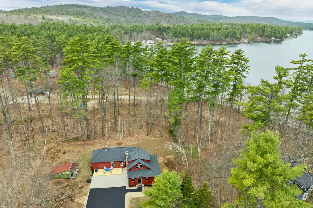 40 Emery Lane Wakefield NH 03830