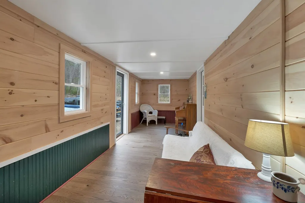 40 Emery Lane Wakefield NH 03830
