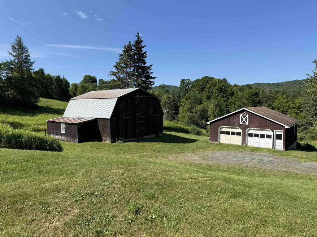 246 Gray Road Plainfield VT 05667