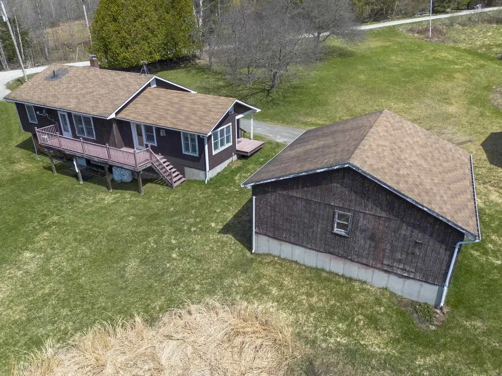 246 Gray Road Plainfield VT 05667
