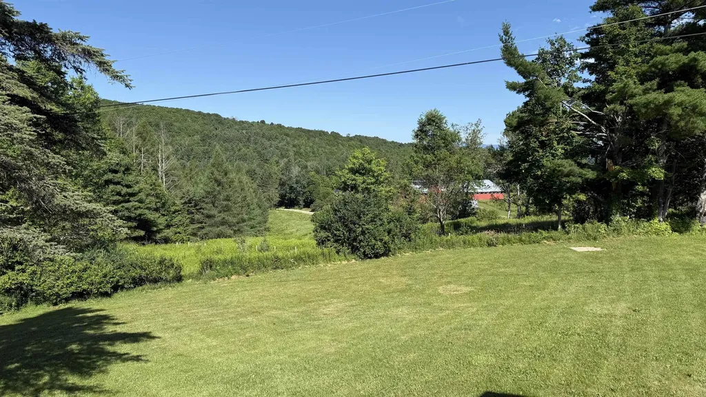 246 Gray Road Plainfield VT 05667