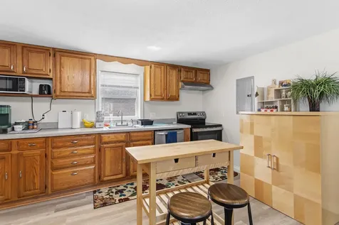 13 Clinton Street Concord NH 03301