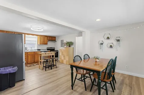 13 Clinton Street Concord NH 03301