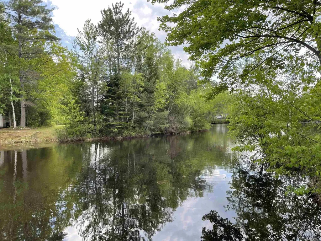80 N Dorr Way Wakefield NH 03830