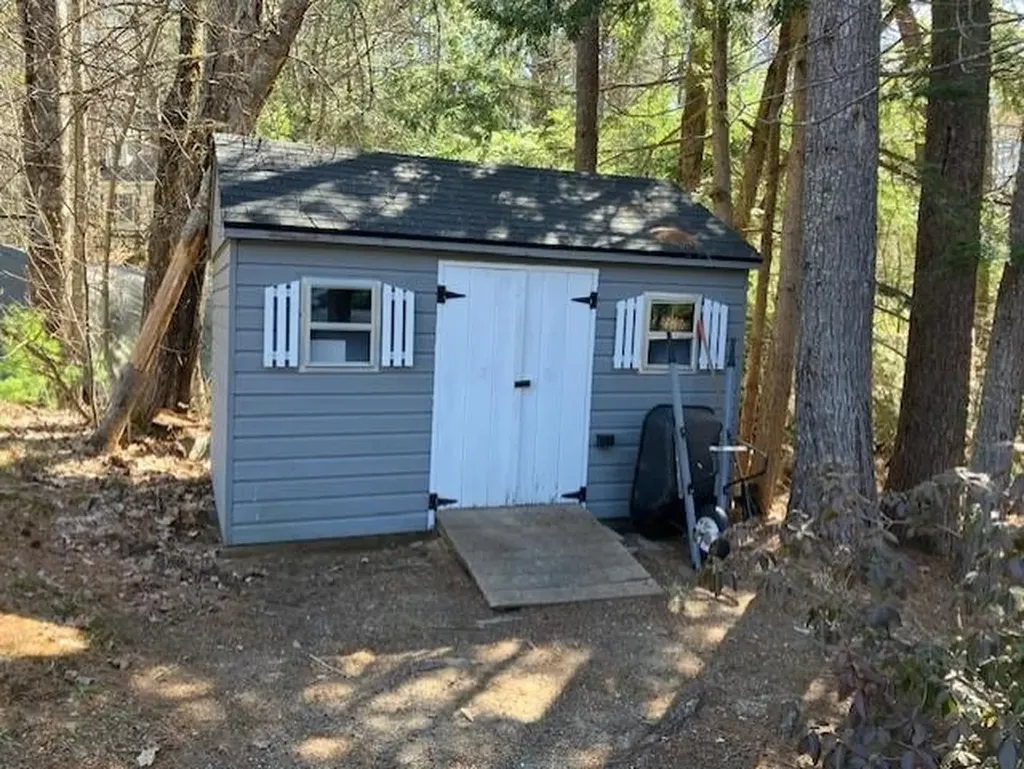 80 N Dorr Way Wakefield NH 03830