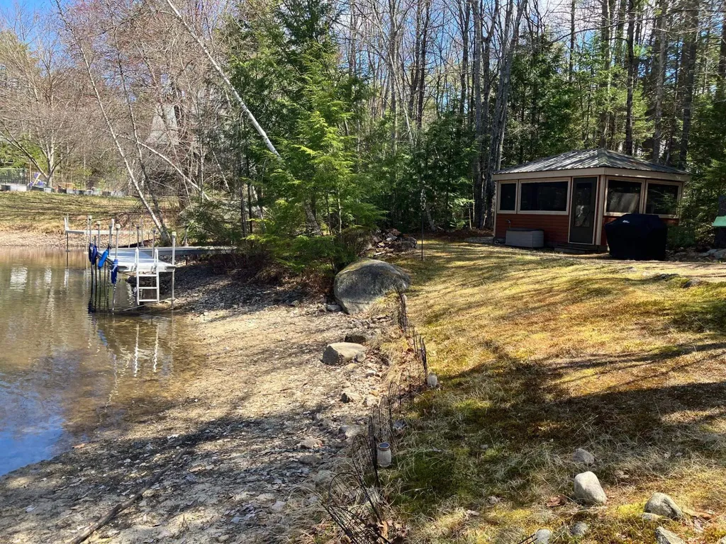 80 N Dorr Way Wakefield NH 03830