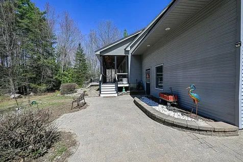 80 N Dorr Way Wakefield NH 03830