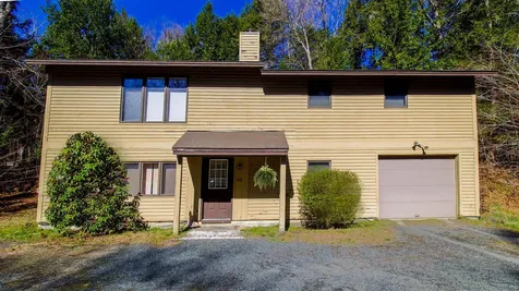 60 Fletcher Lane Hartford VT 05059