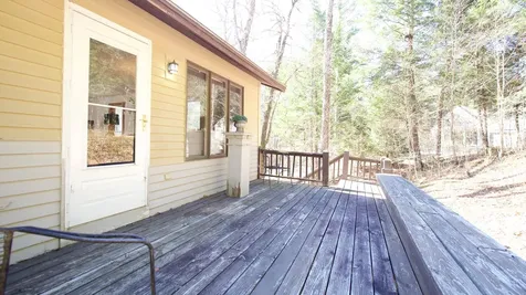 60 Fletcher Lane Hartford VT 05059