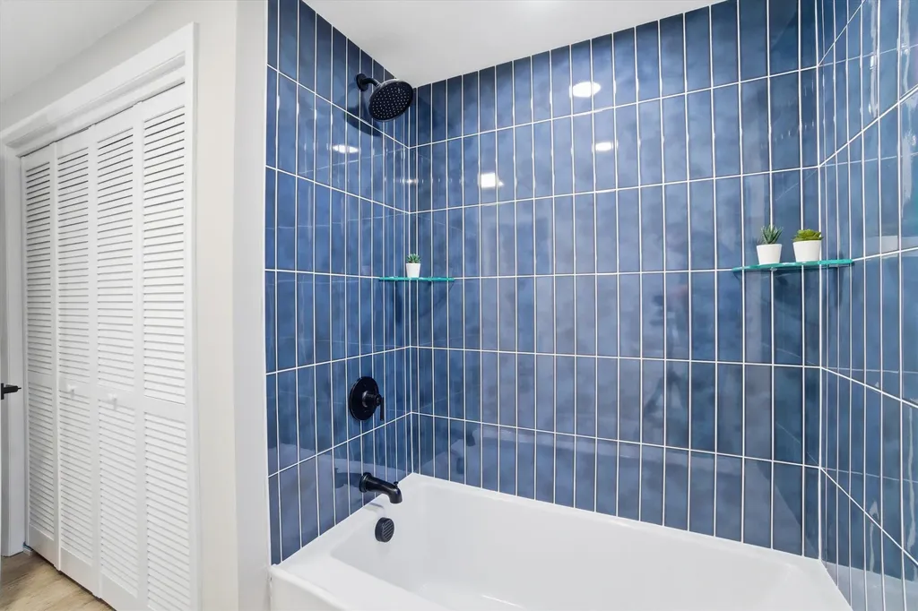 5 Saint James Terrace Rochester NH 03867