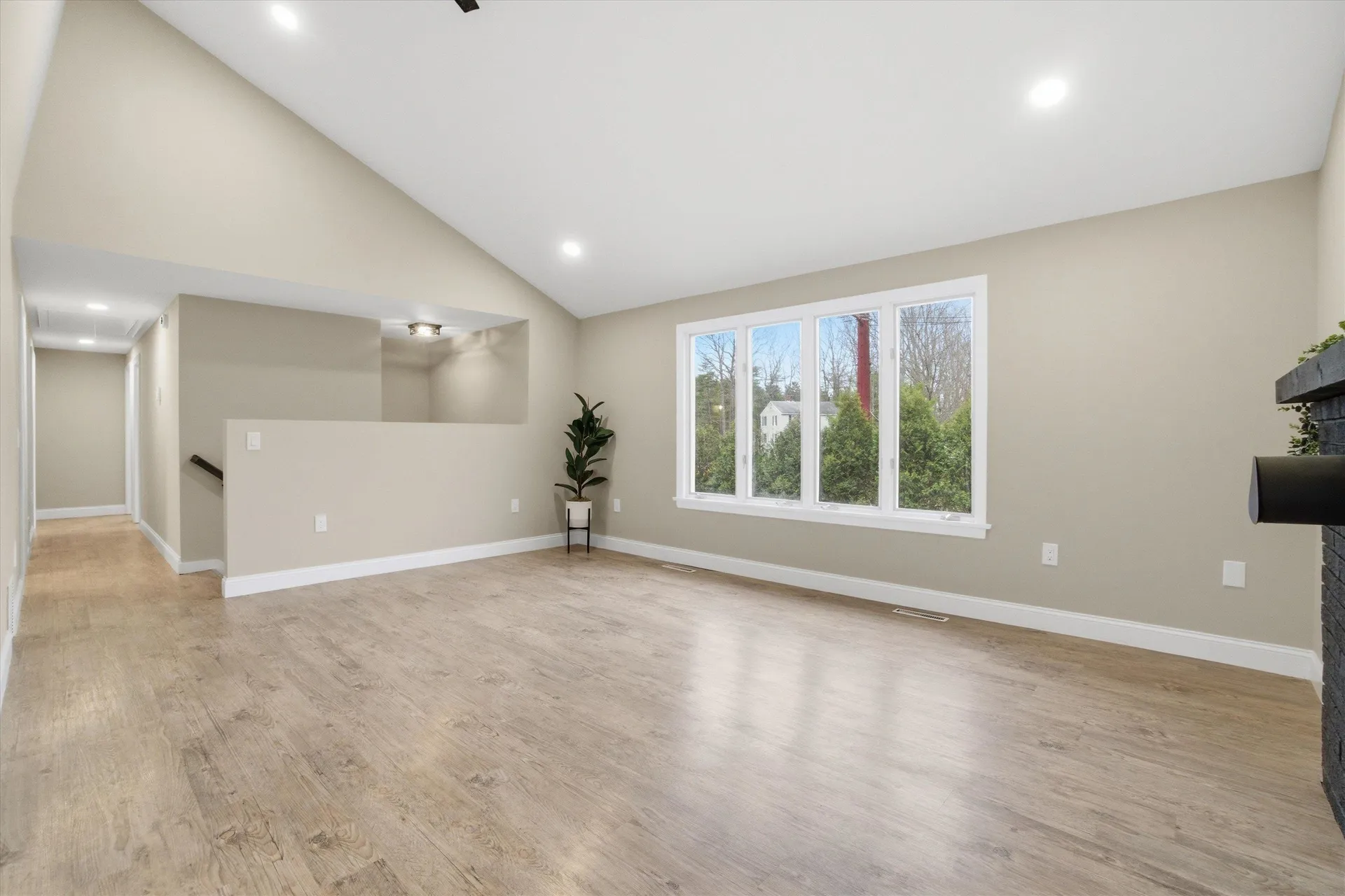 5 Saint James Terrace Rochester NH 03867