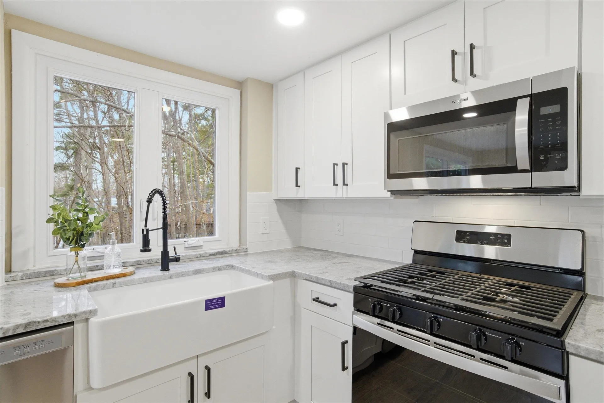 5 Saint James Terrace Rochester NH 03867