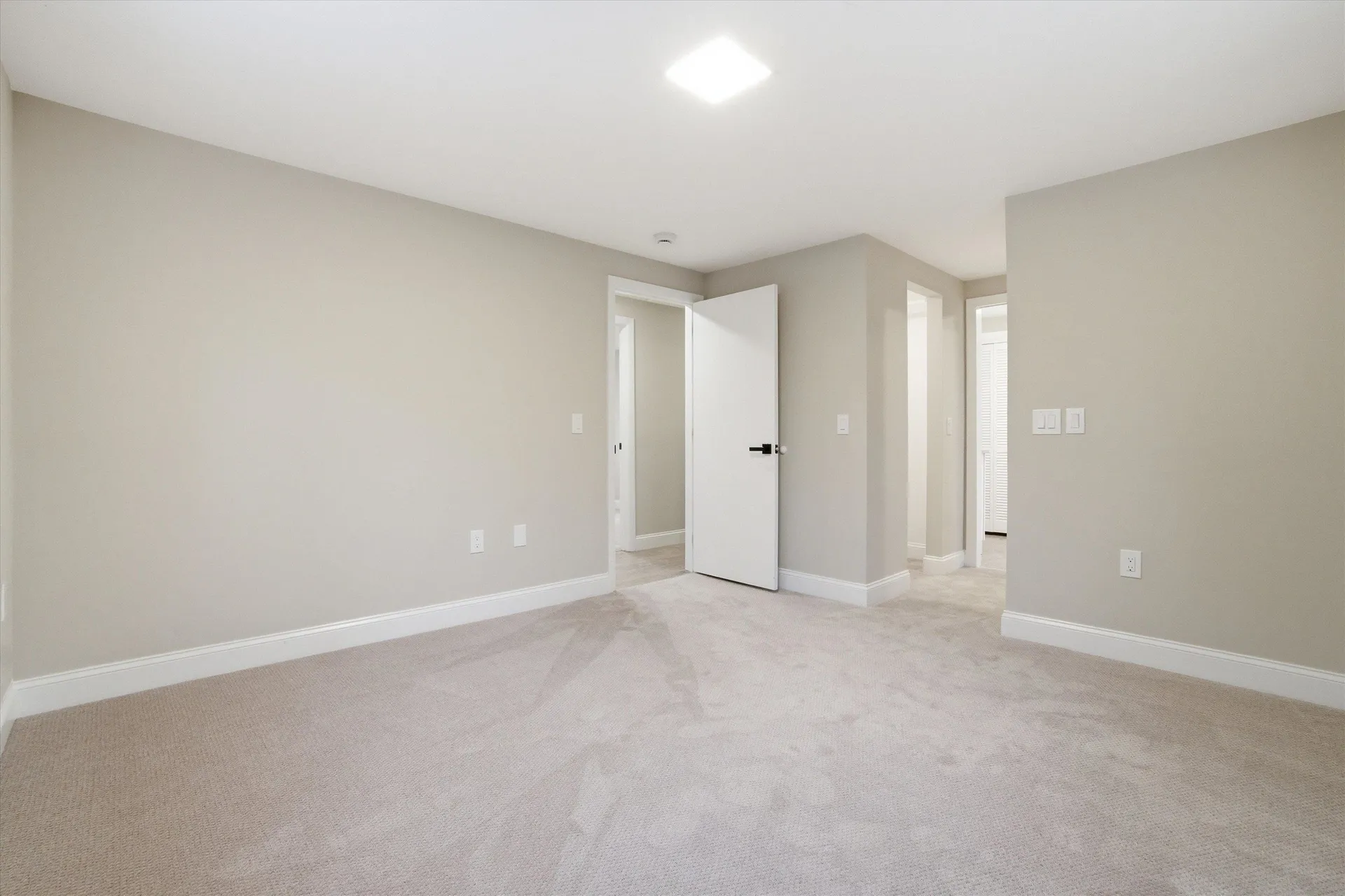5 Saint James Terrace Rochester NH 03867