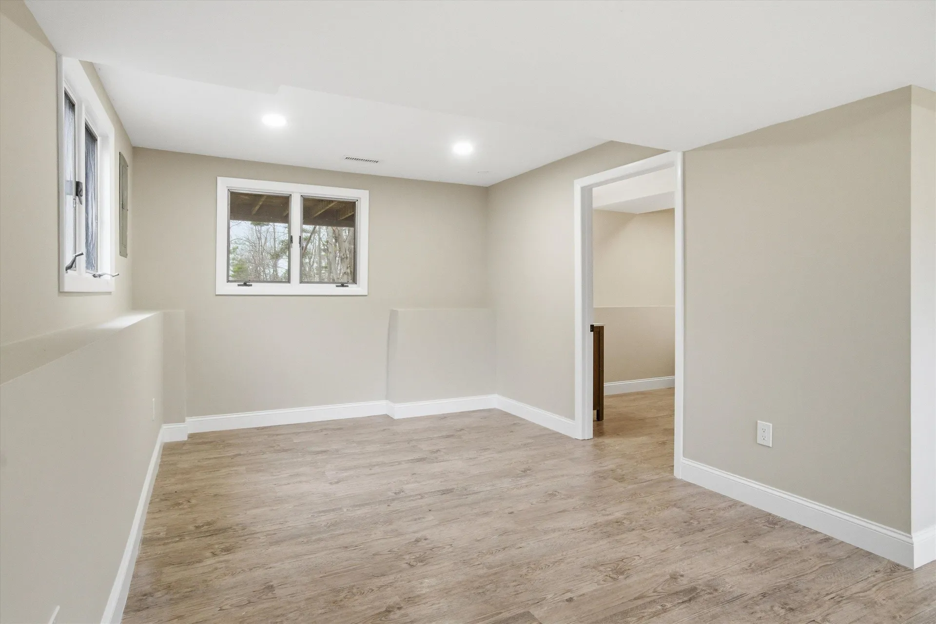 5 Saint James Terrace Rochester NH 03867