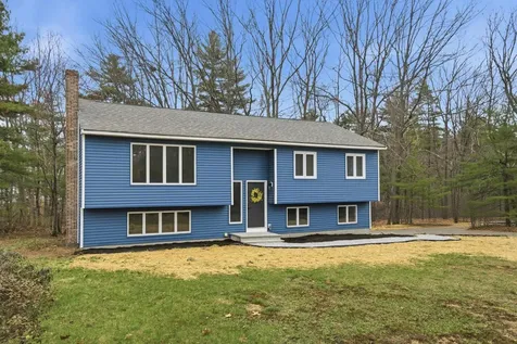 5 Saint James Terrace Rochester NH 03867