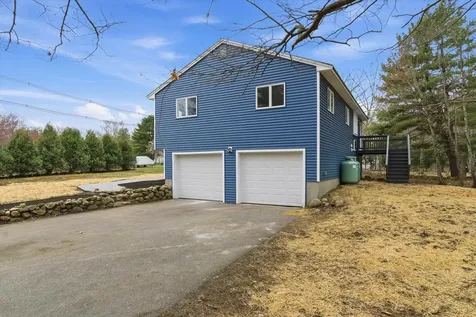 5 Saint James Terrace Rochester NH 03867