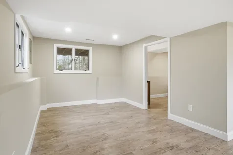 5 Saint James Terrace Rochester NH 03867