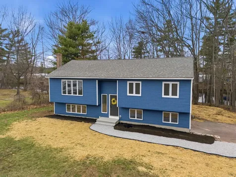 5 Saint James Terrace Rochester NH 03867