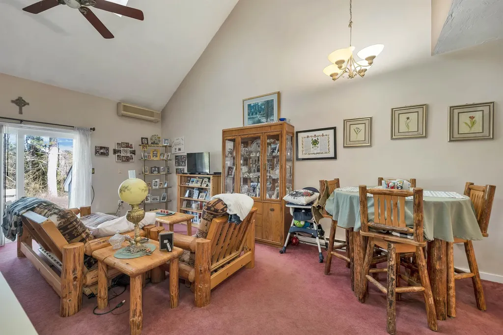 40 Davis Road Plymouth NH 03264