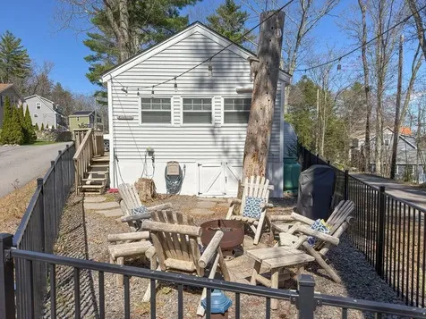 1 2nd Street Windham NH 03087