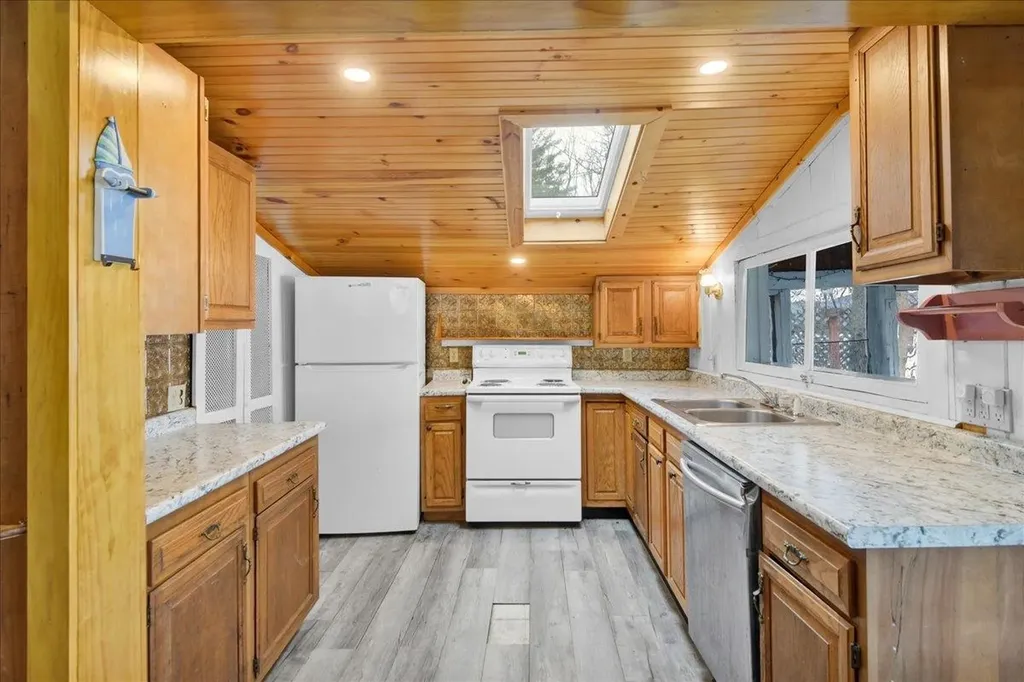 268 Lakeside Lane Addison VT 05491