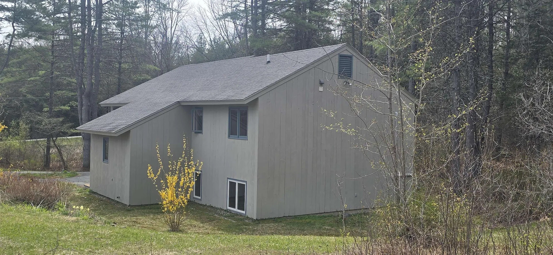 1608 Marsh Family Road Hartford VT 05059