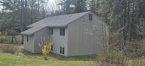 1608 Marsh Family Road Hartford VT 05059